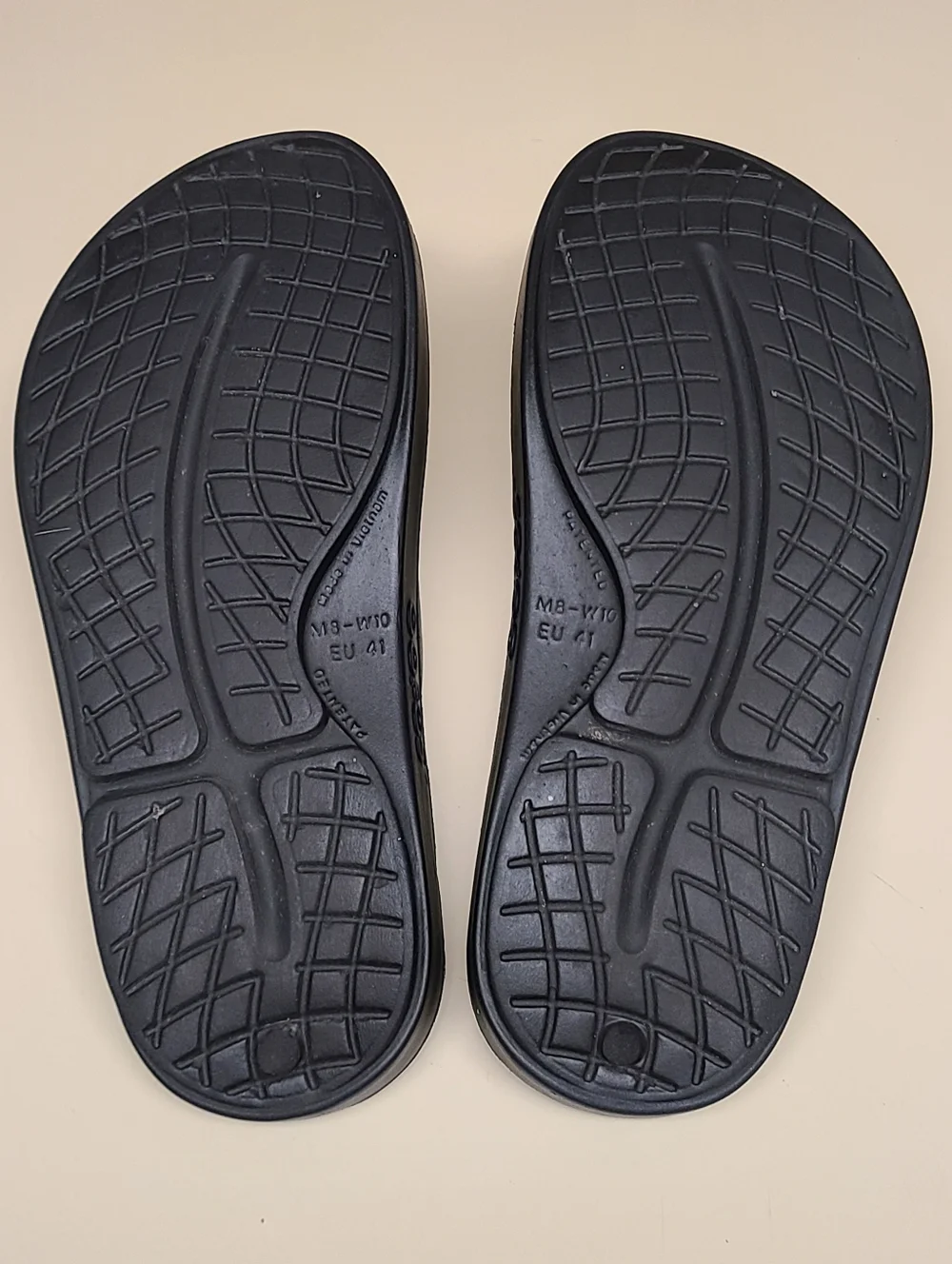 Oofos OOahh Sport Recovery Slide size 10 - Picture 9 of 10